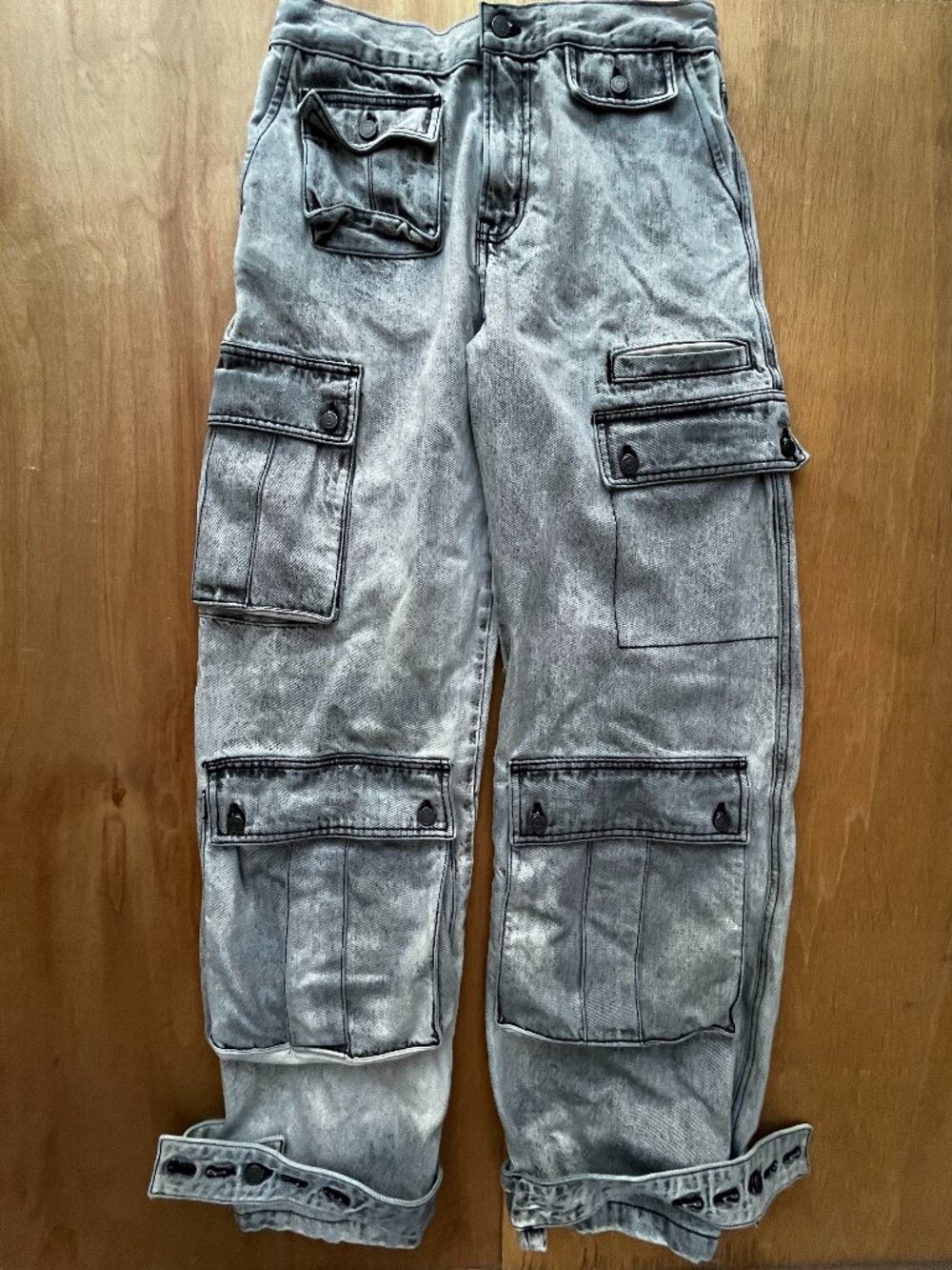 GRLFRND LARA CARGO WIDE LEG ACID WASH JEANS Women’s sz 27 Gray NEW